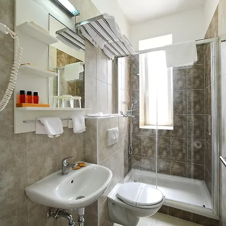 ベッド・アンド・ブレックファスト Valenti スプリト