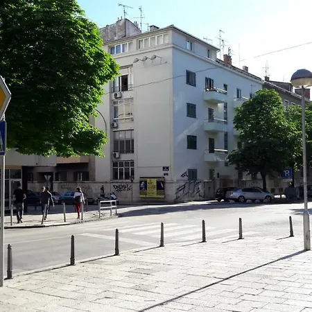 Valenti ベッド・アンド・ブレックファスト 4*