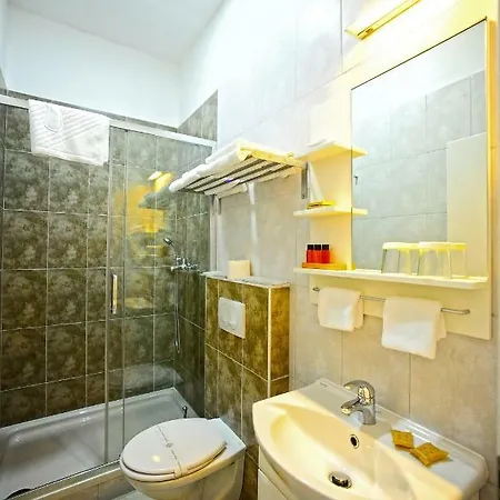 Valenti 4* スプリト