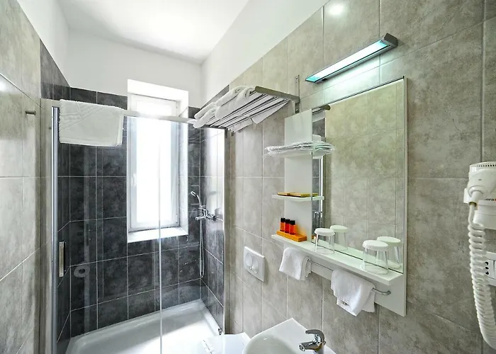 Valenti לינה וארוחת בוקר ספליט